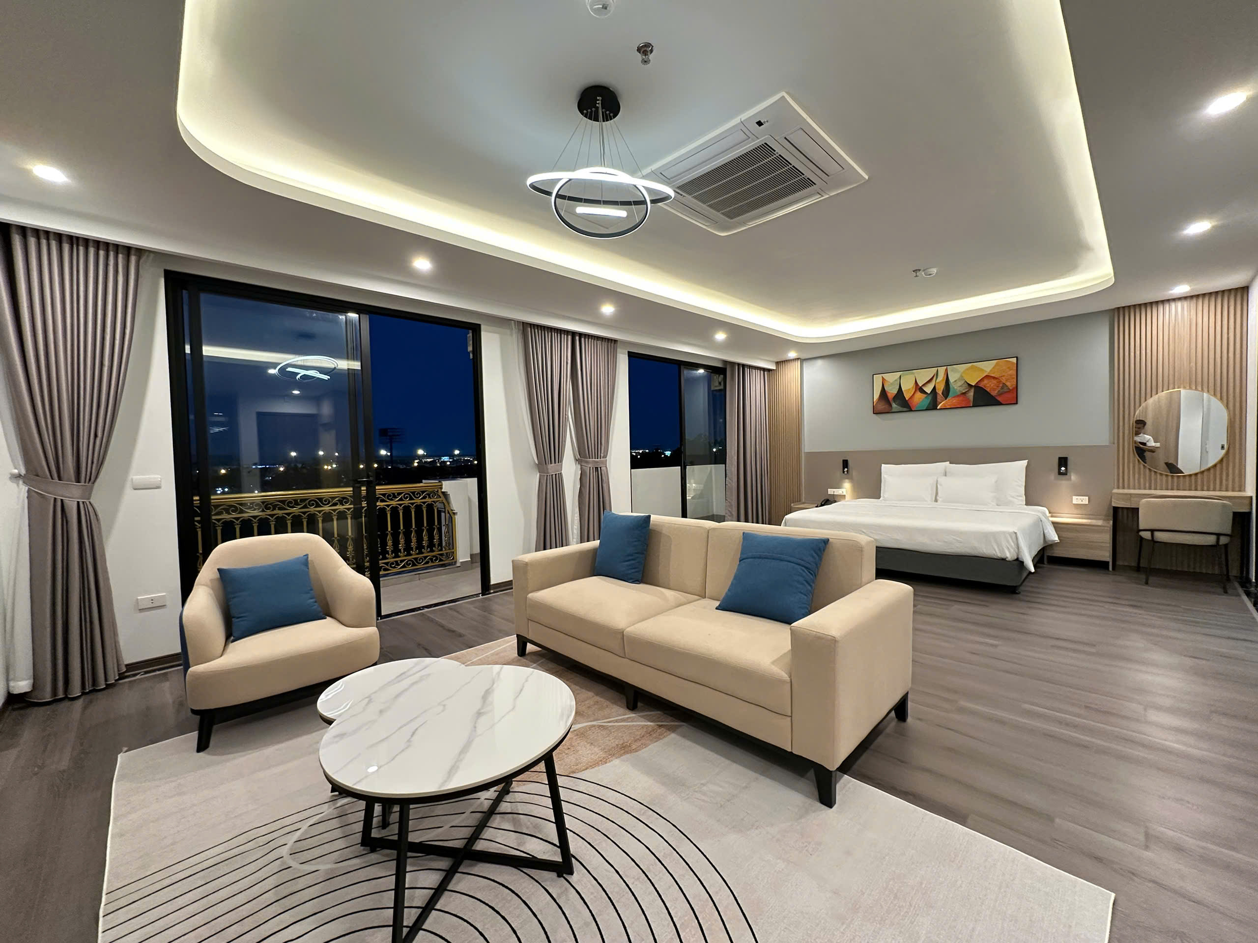 Home Page [blueskynoibaihotel.vn]